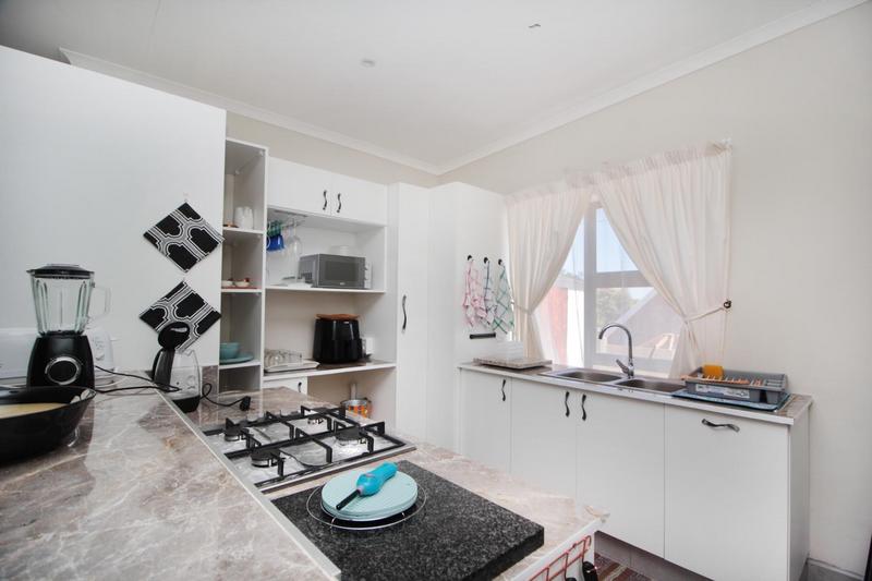 3 Bedroom Property for Sale in Fraaiuitsig Western Cape